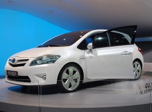 Toyota Auris HSD Full Hybrid concept