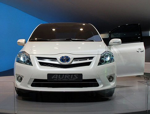 Toyota Auris HSD Full Hybrid concept