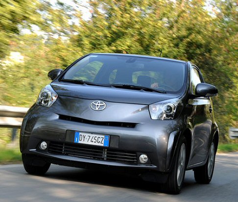 Toyota iQ 1.3