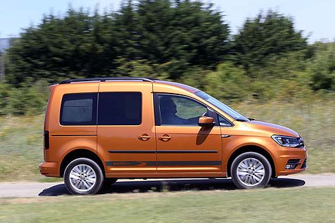 Volkswagen Caddy Beach 2015