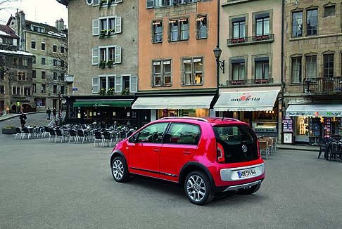 Volkswagen Cross up! 2013