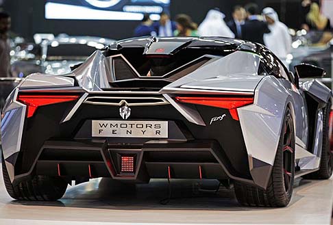 W Motors Fenyr SuperSport