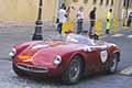 Alfa Romeo Sport Spider del 1954 pilota Roberto Giolito codrive Camila Raznovich in gara alle Mille Miglia 2021 passaggio a Reggio Emilia