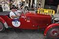 Aston Martin Le Mans del 1933 con il duo italiano Juan BATTISTA JORGE SEGALE e Renzo ALBINI alle Mille Miglia 2021, passaggio a Reggio Emilia in gara con il numero 71