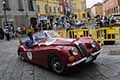 Jaguar XK 120 OTS Roadster Alloy anno 1950 con il pilota Vincenzo MUSSETTO e navigatore Nicolo Maria MUSSETTO alle 1000 Miglia 2021, passaggio a Reggio Emilia con il numero di gara 159