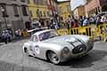 Mercedes-Benz 300 SL Coup W194 Prototype del 1952 con il driver Sven VEEN e codriver Etirnne VEEN alle 1000Miglia 2021, che sfila a Reggio Emilia in gara con il numero 211