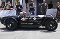 Bentle 5 Litre del 1928 con il duo tedesco driver Moritz Hadieck e codriver Sascha Aberle in paserella a Reggio Emilia per le Mille Miglia 2026. Scopri la Bentle 5 Litre vintage cars. Guarda le Foto!