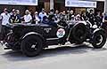 Bentle 5 Litre del 1928 con il duo tedesco driver Moritz Hadieck e codriver Sascha Aberle alle 1000 Miglia 2026 passaggio da Reggio Emilia. Scopri la vettura storica Bentle 5 Litre. Guarda le Foto esclusive di Automania!