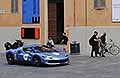 Ferrari 296 GTB del 2024 con il duo USA Barker Rick e codriver Barker Kristen per la Freccia Rossa a Reggio Emilia per le Mille Miglia 2026. Scopri la Supercar Ferrari 296 GTB. Guarda le Foto esclusive di Automania!