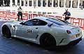 Ferrari Tribute a Reggio Emilia con la Ferrari 599 GTO del 2010 con d�Haeseleer Fllip Belga e codriver d�Haeseleer Tangury Lussemburgo alle 1000 Miglia 2026. Scopri la Ferrari 599 GTO. Guarda le Foto!