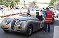 Jaguar XK 120 OTS Roadster Lightweight del 1950 equipaggio tedesco con il pilota Marian Von Mitschke Collede e navigatore Marc Julian Siewert a Reggio Emilia per le Mille Miglia 2026. Scopri la Jaguar XK 120 OTS Roadster Lightweight. Non perdere le Foto!