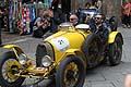 Bugatti T 35 A del 1925 segue la Bugatti T 37 del 1927 arrivo a Siena delle 1000 Miglia 2013
