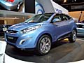 Hyundai ix-onic Concept con una livrea realizzata con un nuovo colore Ice Blue lucente al Salone di Ginevra 2009