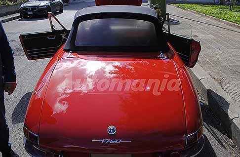 Alfa Romeo - Alfa Romeo Duetto Spider del 1969 posteriore vettura che richiama lOsso di Seppia. Scopri lAlfa Romeo Duetto Spyder auto dEpoca. Non perdere le Foto esclusive di Automania!