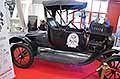 Ford T Roadster del 1918 un�auto iconica prodotta dal 1908 al 1927 esposta ad Auto e Moto d�Epoca 2025 per la 3^ edizione alla Fiera di Bologna. Scopri la Ford T Roadster old car. Guarda le Foto esclusive di Automania.it!