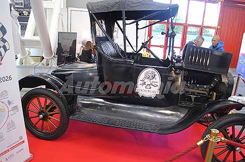 Auto-Moto-d-Epoca RareCars
