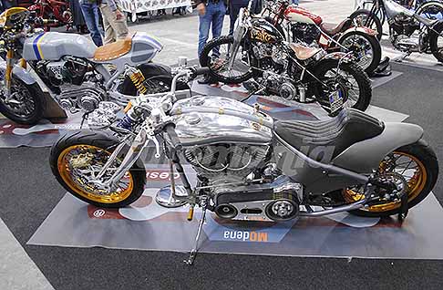 Auto-Moto-d-Epoca Harley