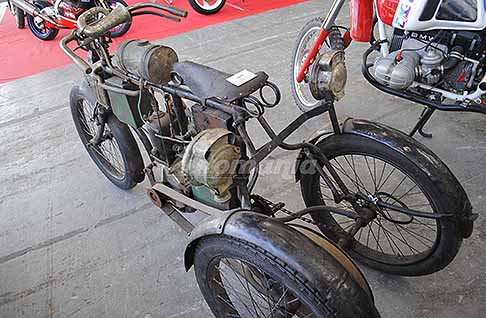 Auto-Moto-d-Epoca Moto