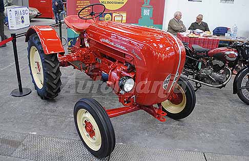 Auto-Moto-d-Epoca Tractors