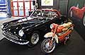 Ferrari 250GT del 1959 e vintage bike Aermacchi Chimera 175 del 1957 con il designer Mario Revelli Di Beaumont. Scopri la Ferrari 250GT e moto Aermacchi Chimera 175. Guarda Le Foto esclusive di Automania!