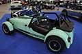 Caterham 340R fiancata auto sportiva e la Caterham Super Seven 600 esposte ad AutoMotoRetr� 2026 presso Fiere di Parma. Scopri la sport cars Caterham. Guarda le Foto esclusive di Automania.it!