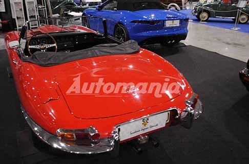 Automotoretro Jaguar