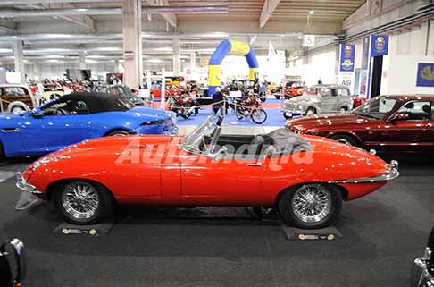 Automotoretro Jaguar