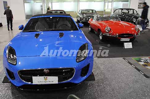 Automotoretro Jaguar
