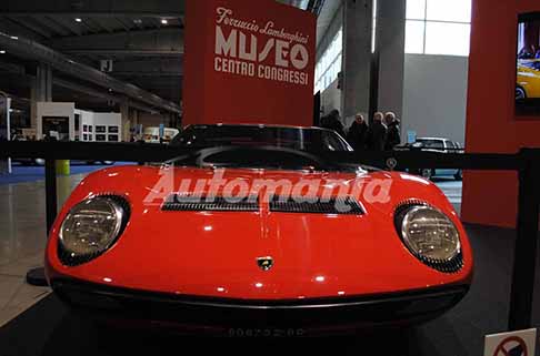Automotoretro Lamborghini