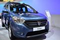 Dacia Dokker blu elettrico profilo anteriore al Salone di Bolgona 2012