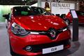 Auto Renault Clio rossa frontale anteriore al Salone dell'Auto di Bologna 2012