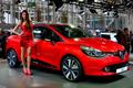 Renault Clio Break Red fiancata laterale e ragazza Hot al Motor Show di Bologna 2012