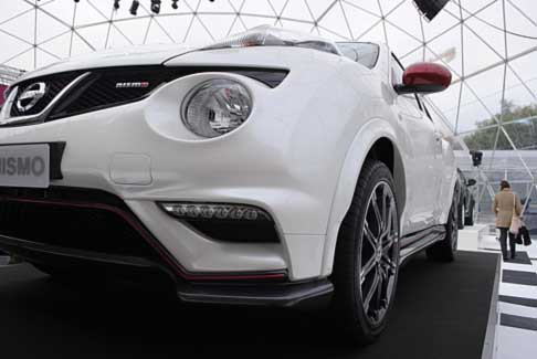 Nissan - Nissan Juke Nismo dettaglio anteriore nel mercato nel 2013