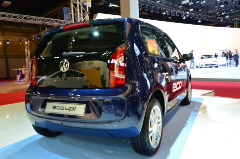 Volkswagen - Volkswagen Eco Up! retro vettura al Salone di Bologna 2012
