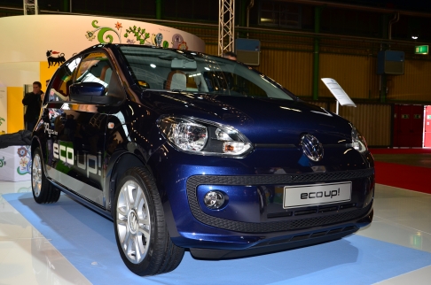 Volkswagen - Auto a metanao Volkswagen Eco Up! anteprima Italiana allo stand Eni al Salone di Bologna 2012