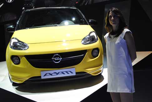 Bologna_Motorshow Opel