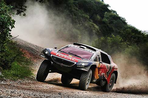 3^ tappa Rally - Dakar 2016 - 3^ tappa cincitore di tappa e leader della classifica generale Sebastien Loeb su Peugeot 2008 Dakar