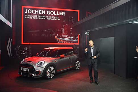 Detroit-Auto-Show Mini