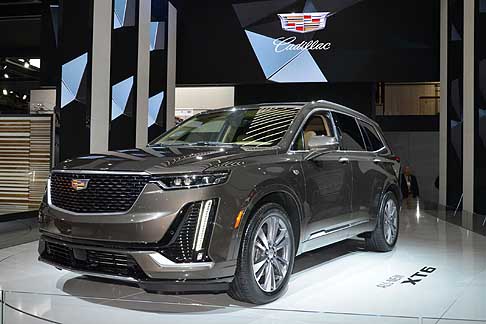 Cadillac XT6