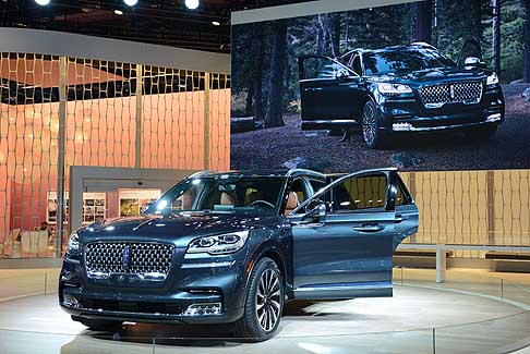 Lincoln - Lincoln Aviator  un suv di fascia luxury destinato al mercato dOltreoceano