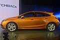 Chevrolet Cruze Hatchback fiancata laterale al Detroit Auto Show 2016