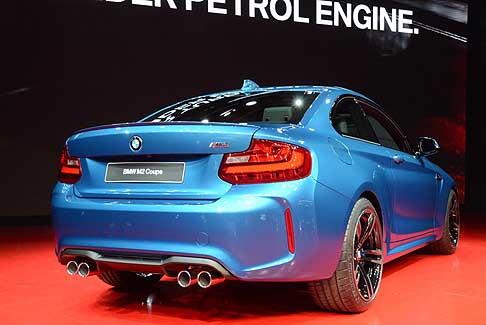 BMW M2 2016