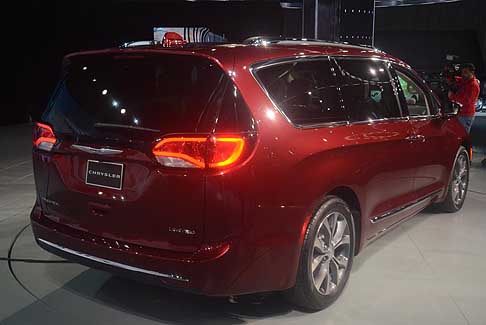 Chrysler Pacifica