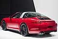 La Porsche 911 Targa 4 GTS pu essere gi ordinata e in Italia coster 141.903 euro.