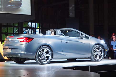 Detroit-Naias Buick