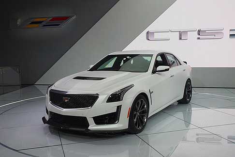 Cadillac - Cadillac CTS V con motore V8 in anteprima mondiale al Salone Internazionale dell Auto di Detroit 2015