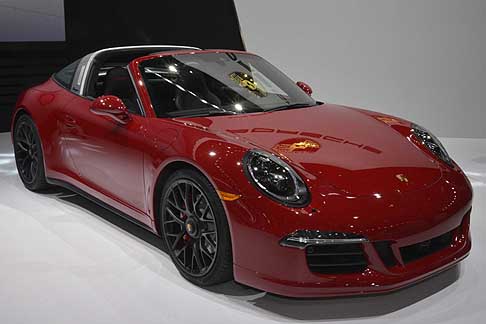 Detroit-Naias Porsche