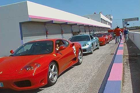 Donne-Motori-Show Circuito