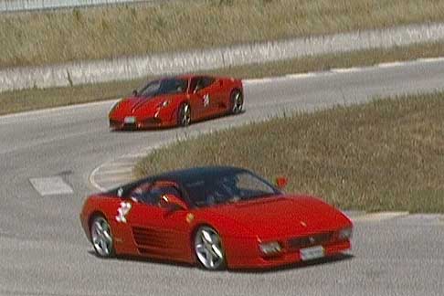 Raduno Ferrari - Raduno Ferrari: le rosse di Maranello sono entrate in pista suddivise in tre raggruppamenti e successivamente si sono cimentate in unesibizione cronometrata