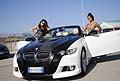Donne e motori con la BMW cabrio tuning